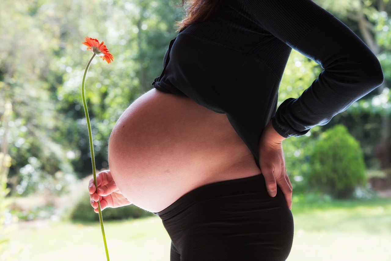 Zakaj so nosečke bolj izpostavljene vaginalnemu glivičnemu vnetju?